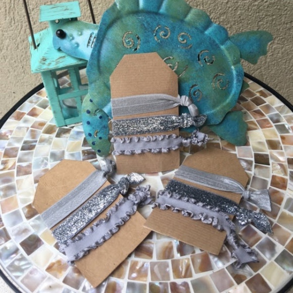 🔴Silver Shimmer silver and grey elastic hair ties - Picture 3 of 3